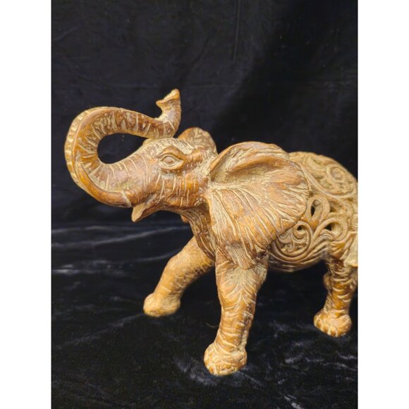 Hand-Carved Wooden Elephant Figurine With Intricate Floral Detailing Decorative - Picture 3 of 12